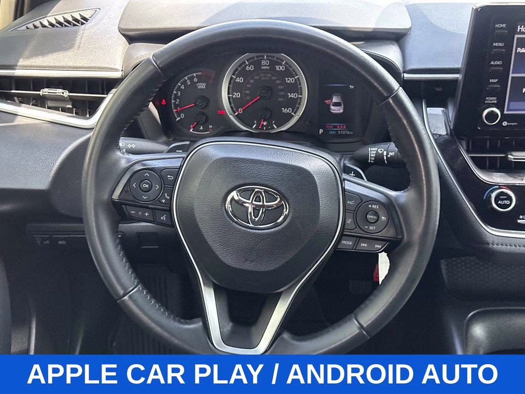 2022 Classic Silver Metallic Toyota Corolla SE FWD Sedan