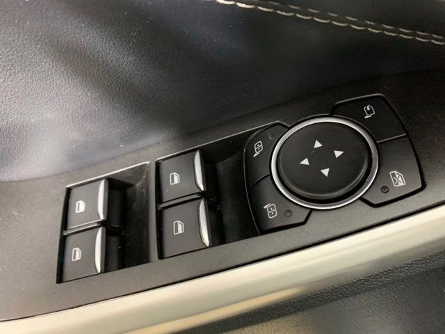 2022 Agate Black Metallic Ford Explorer Limited 4X4 SUV