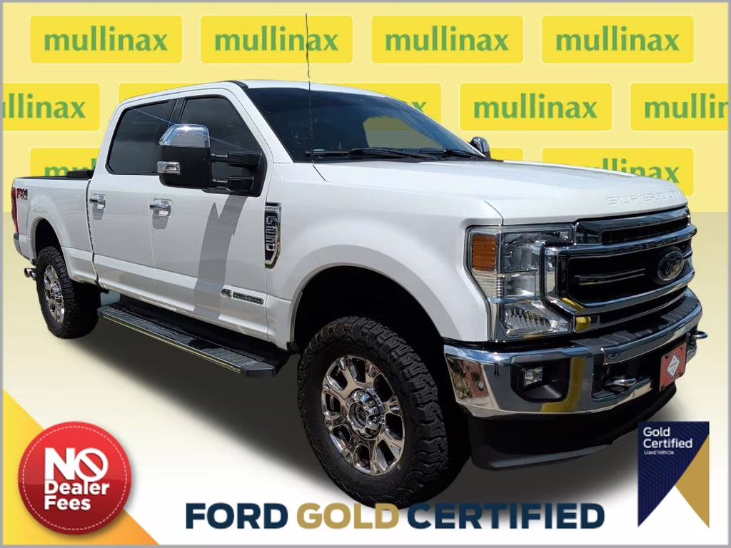2022 White Metallic Ford Super Duty F-250 SRW Lariat 4X4 Truck
