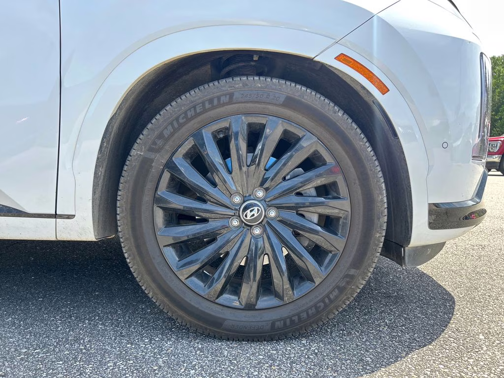 2024 Hyper White Hyundai Palisade Calligraphy Night Edition AWD SUV