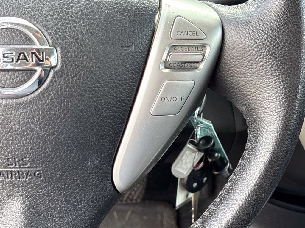 2015 Metallic Peacock Nissan Versa Note SV FWD Hatchback