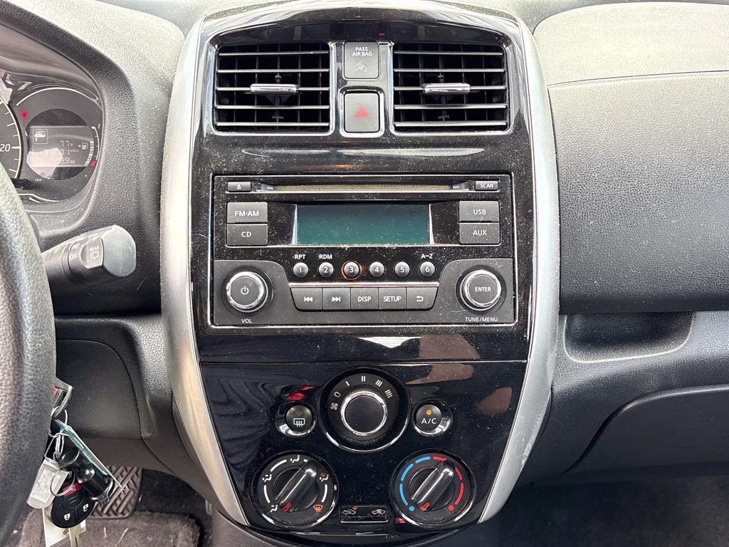 2015 Metallic Peacock Nissan Versa Note SV FWD Hatchback