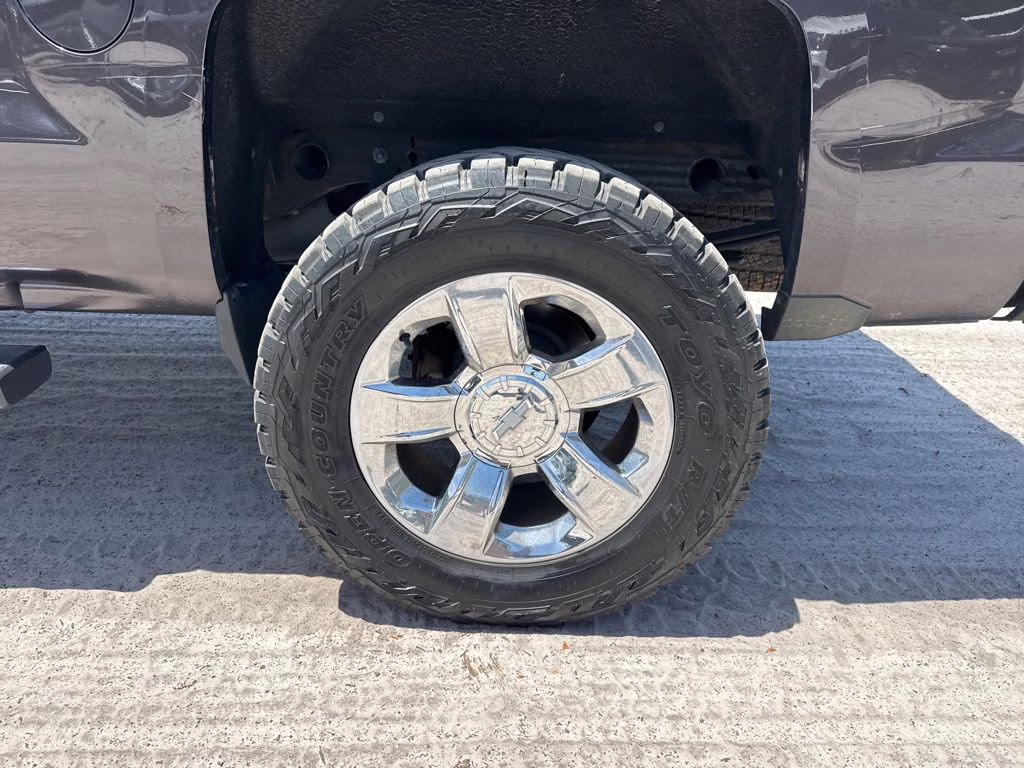 2015 Tungsten Metallic Chevrolet Silverado 1500 LT LT2 4X4 Truck