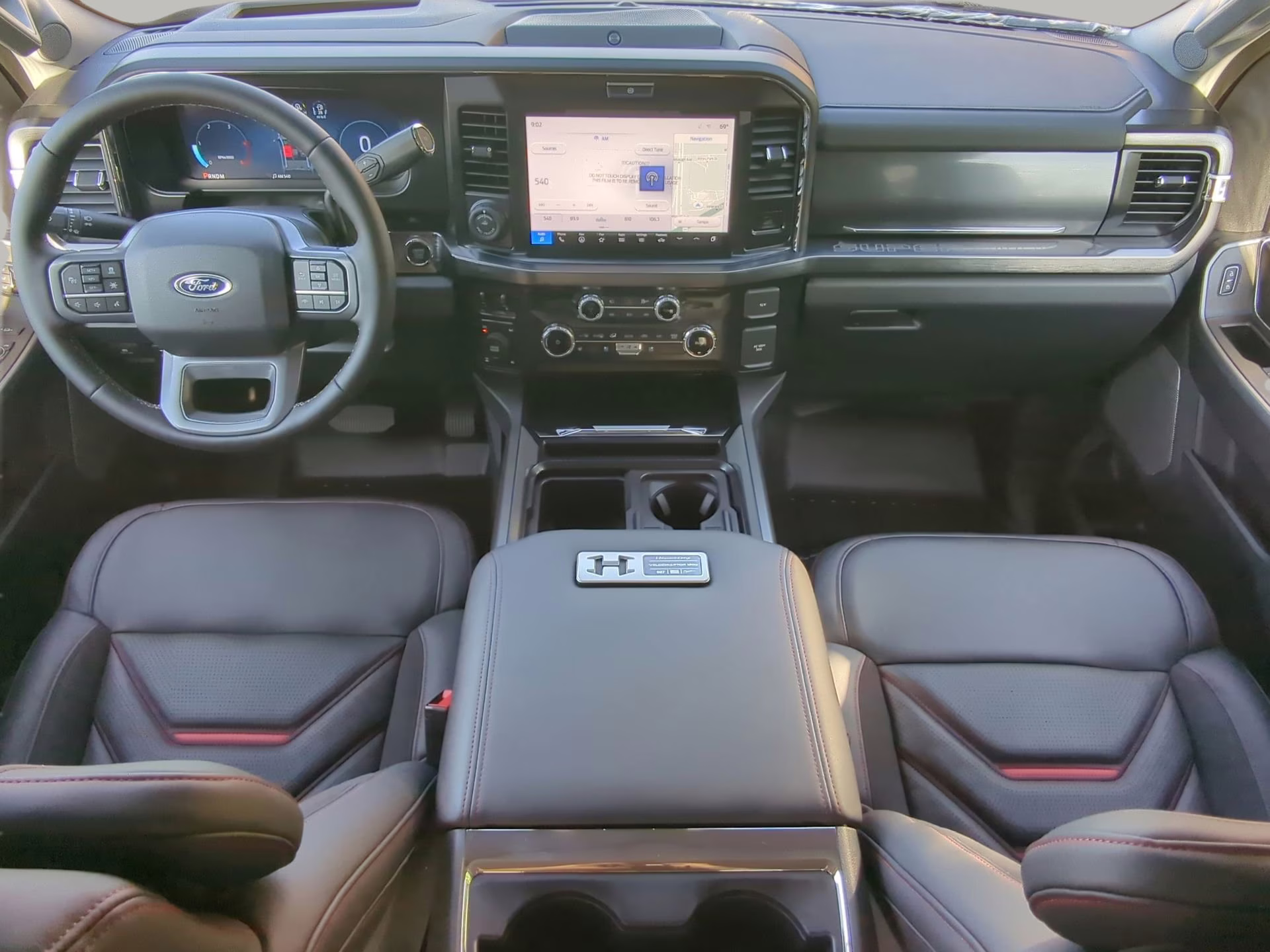 2026 Star White Metallic Tri-Coat Ford Super Duty F-250 SRW LARIAT Crew Cab Pickup 4X4 Truck