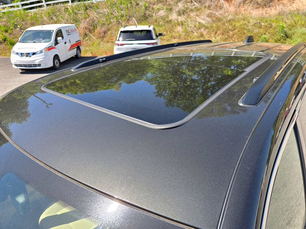 2023 Rocky Mountain Pearlcoat Jeep Grand Cherokee L Limited 4X4 SUV