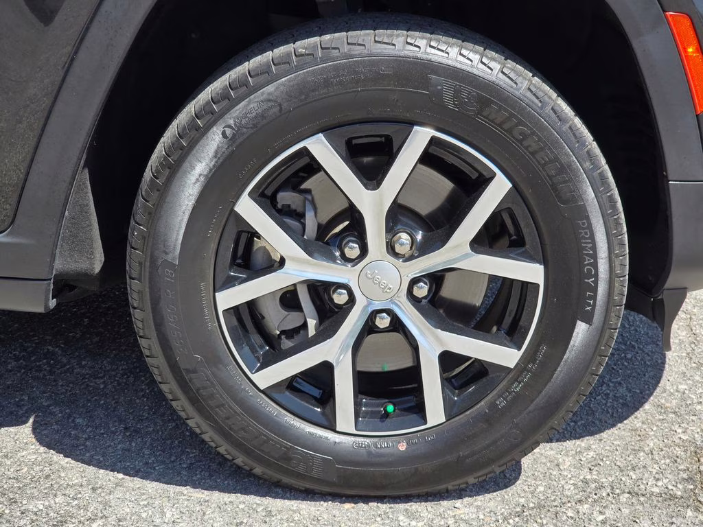 2023 Rocky Mountain Pearlcoat Jeep Grand Cherokee L Limited 4X4 SUV