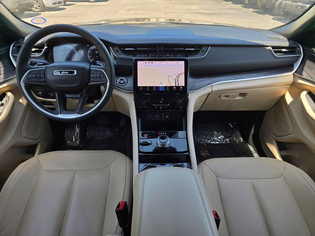 2023 Rocky Mountain Pearlcoat Jeep Grand Cherokee L Limited 4X4 SUV