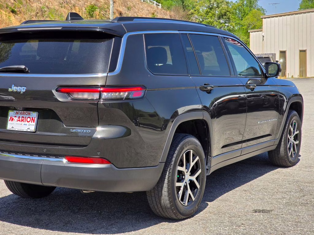 2023 Rocky Mountain Pearlcoat Jeep Grand Cherokee L Limited 4X4 SUV