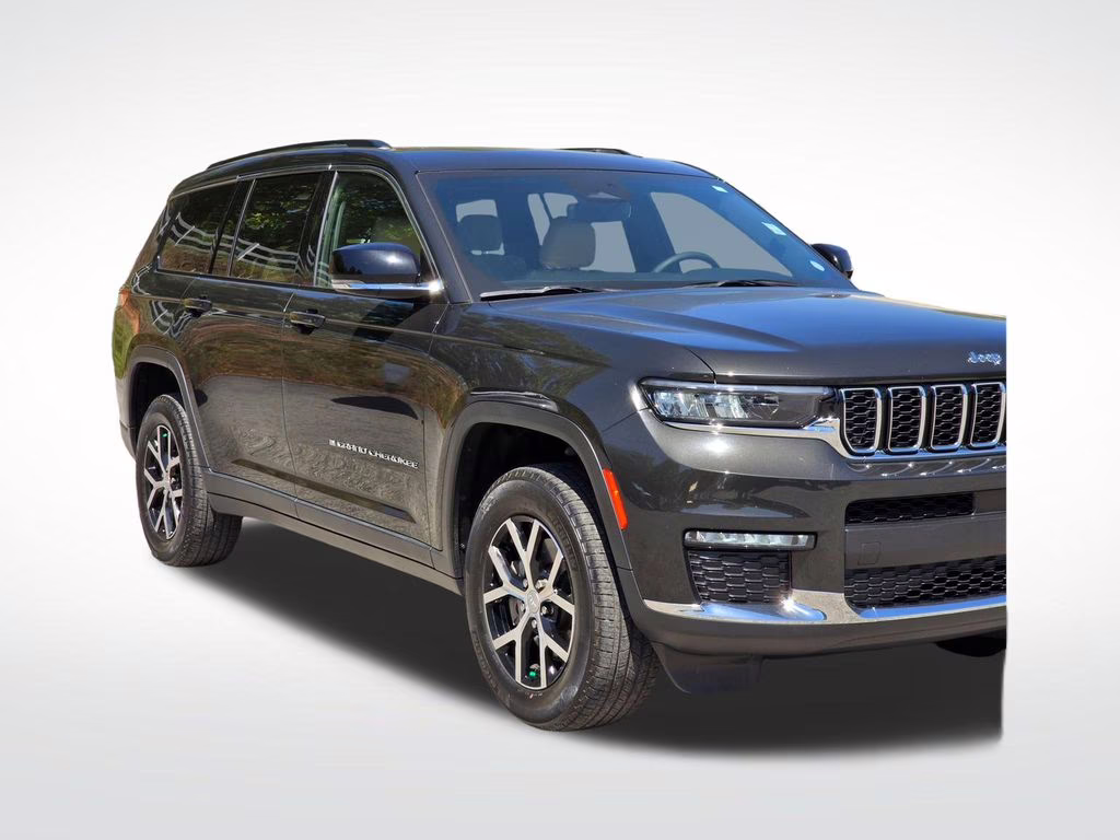 2023 Rocky Mountain Pearlcoat Jeep Grand Cherokee L Limited 4X4 SUV