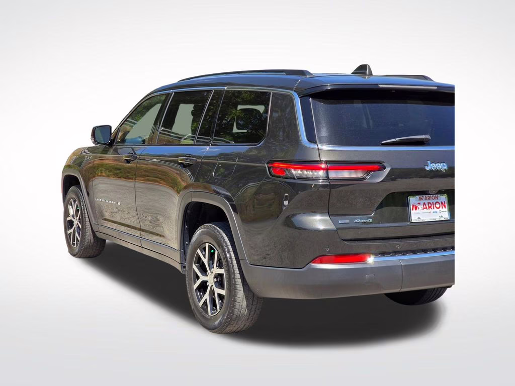 2023 Rocky Mountain Pearlcoat Jeep Grand Cherokee L Limited 4X4 SUV