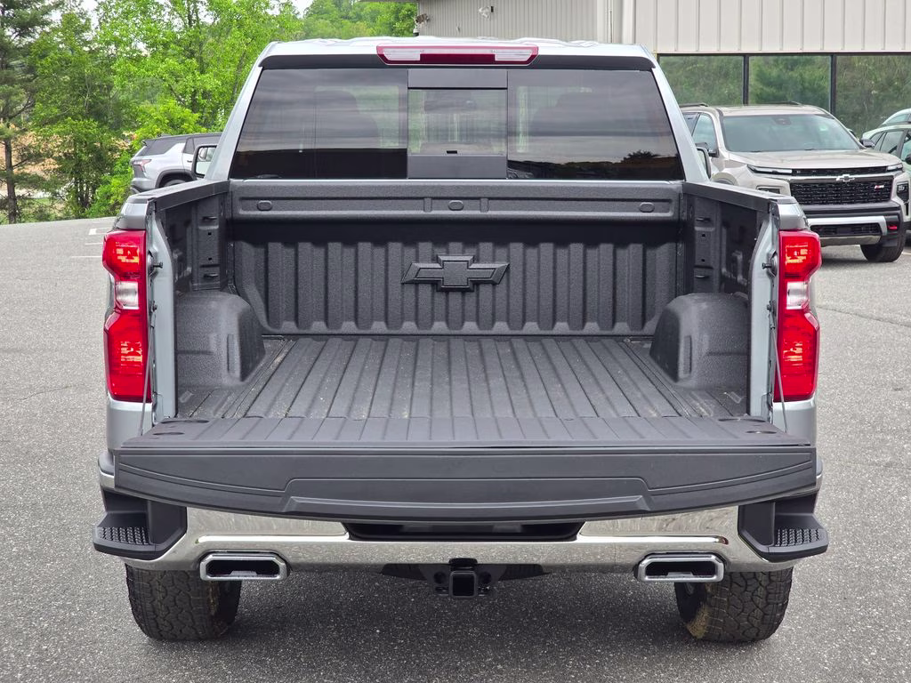 2026 Sterling Gray Metallic Chevrolet Silverado 1500 LT 4X4 Truck