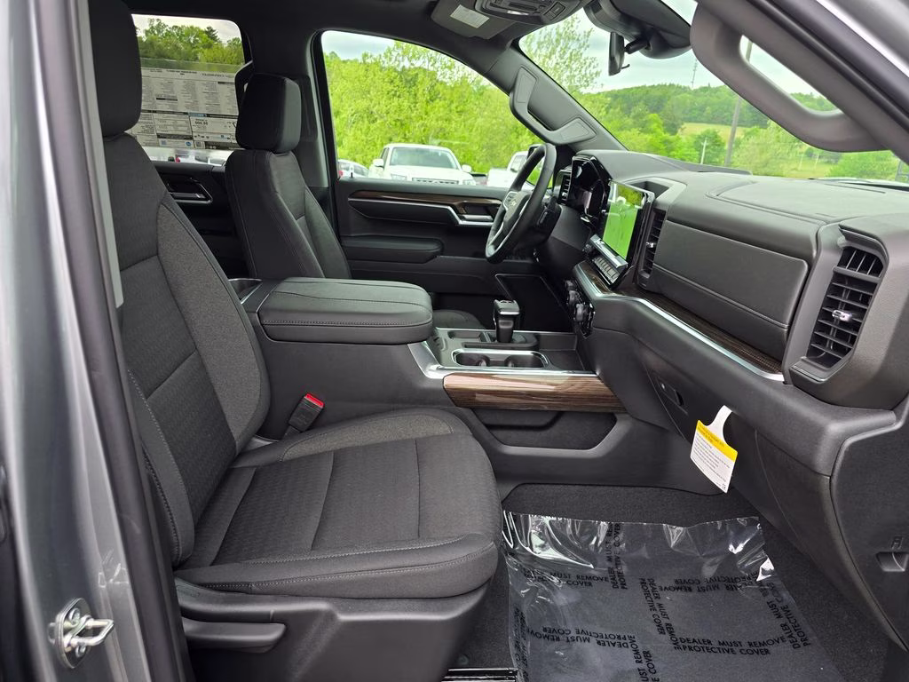 2026 Sterling Gray Metallic Chevrolet Silverado 1500 LT 4X4 Truck