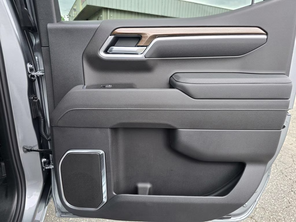 2026 Sterling Gray Metallic Chevrolet Silverado 1500 LT 4X4 Truck