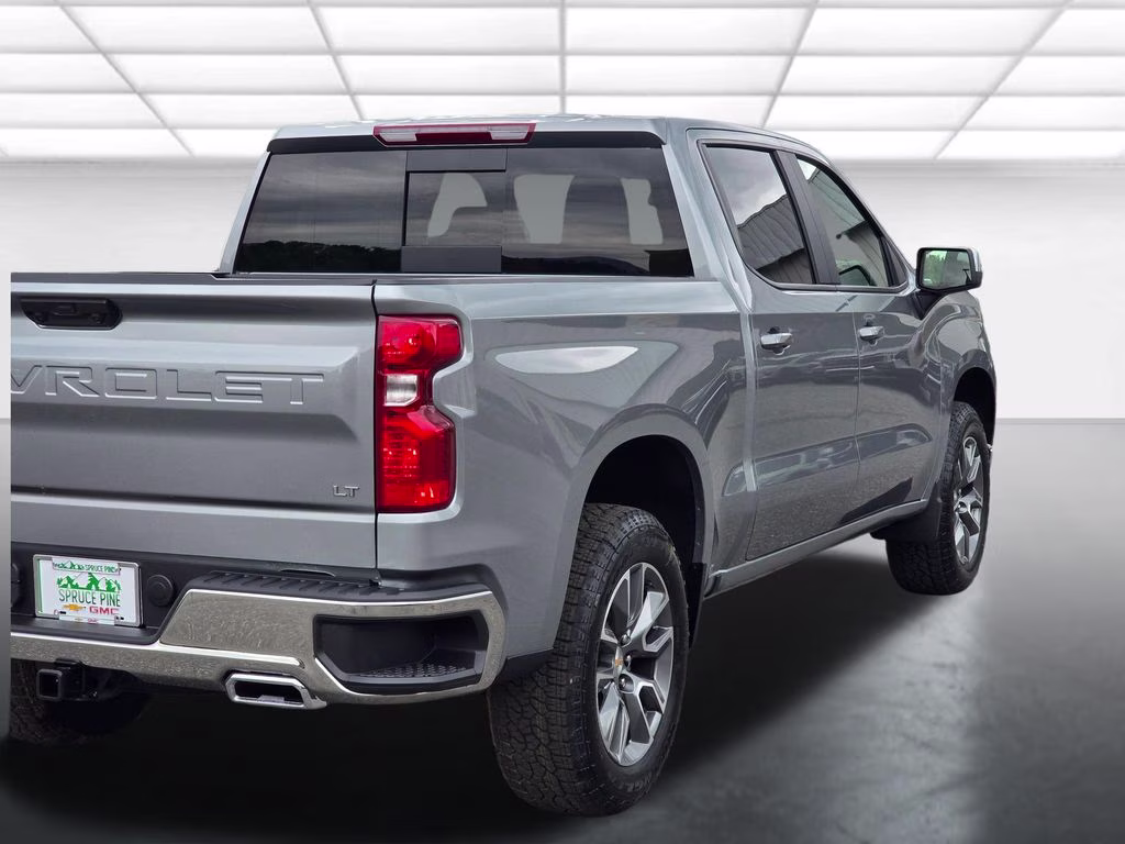 2026 Sterling Gray Metallic Chevrolet Silverado 1500 LT 4X4 Truck