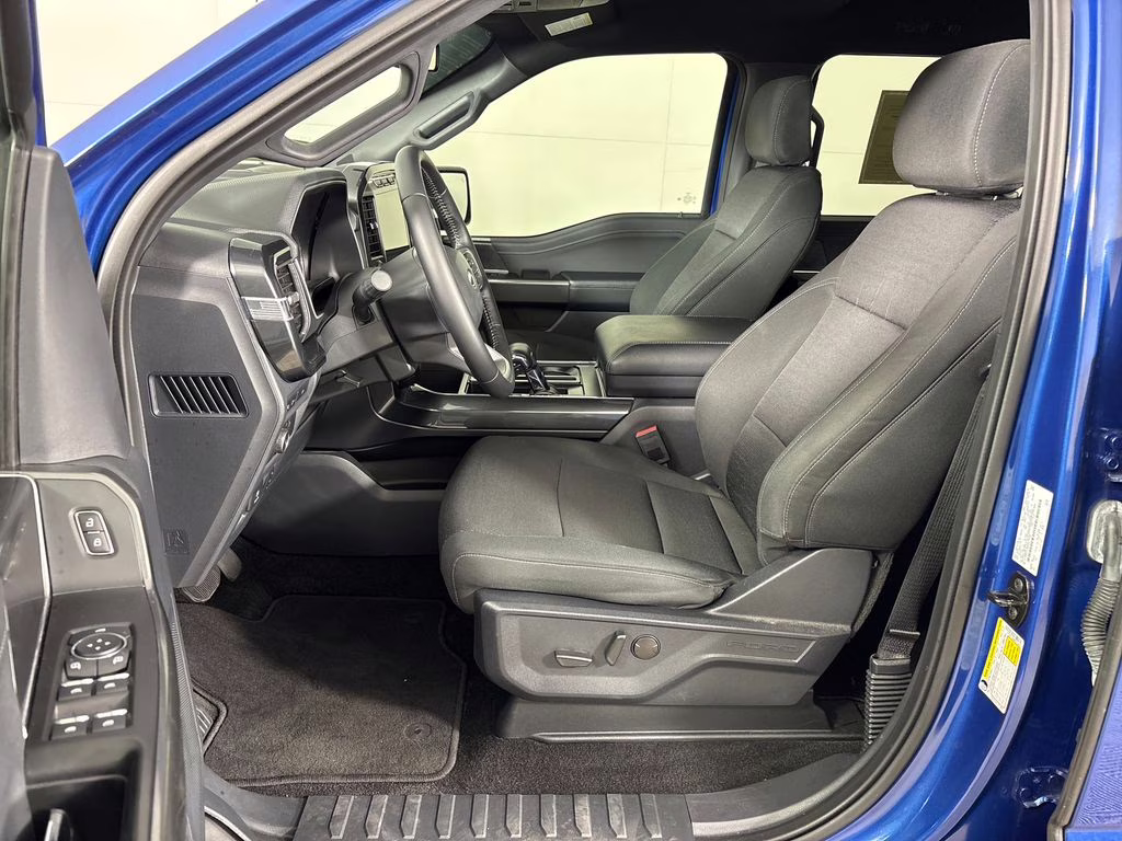 2022 Blue Metallic Ford F-150 XLT RWD Truck