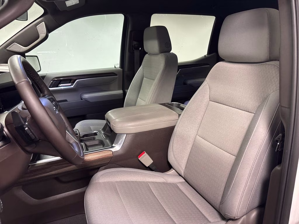 2025 Summit White Chevrolet Silverado 1500 RST RWD Truck