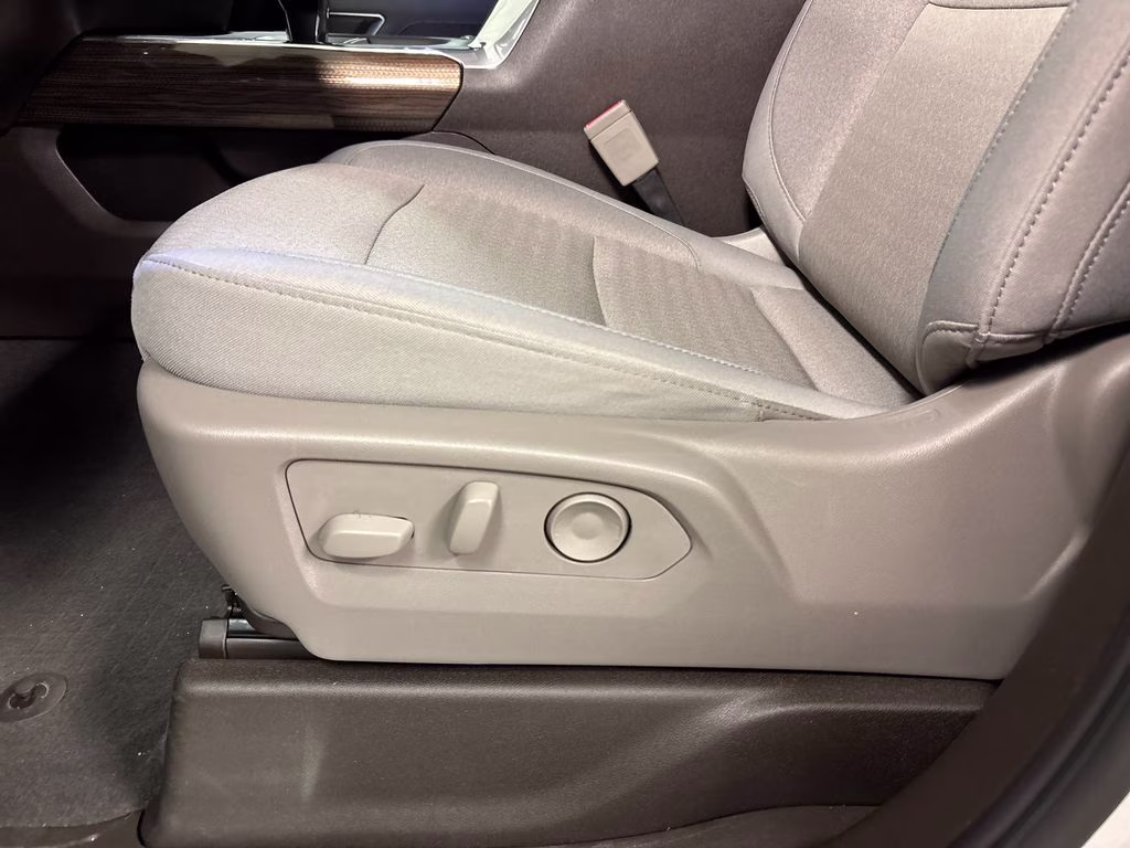 2025 Summit White Chevrolet Silverado 1500 RST RWD Truck