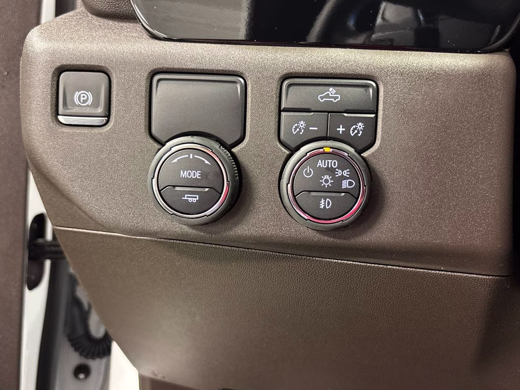 2025 Summit White Chevrolet Silverado 1500 RST RWD Truck