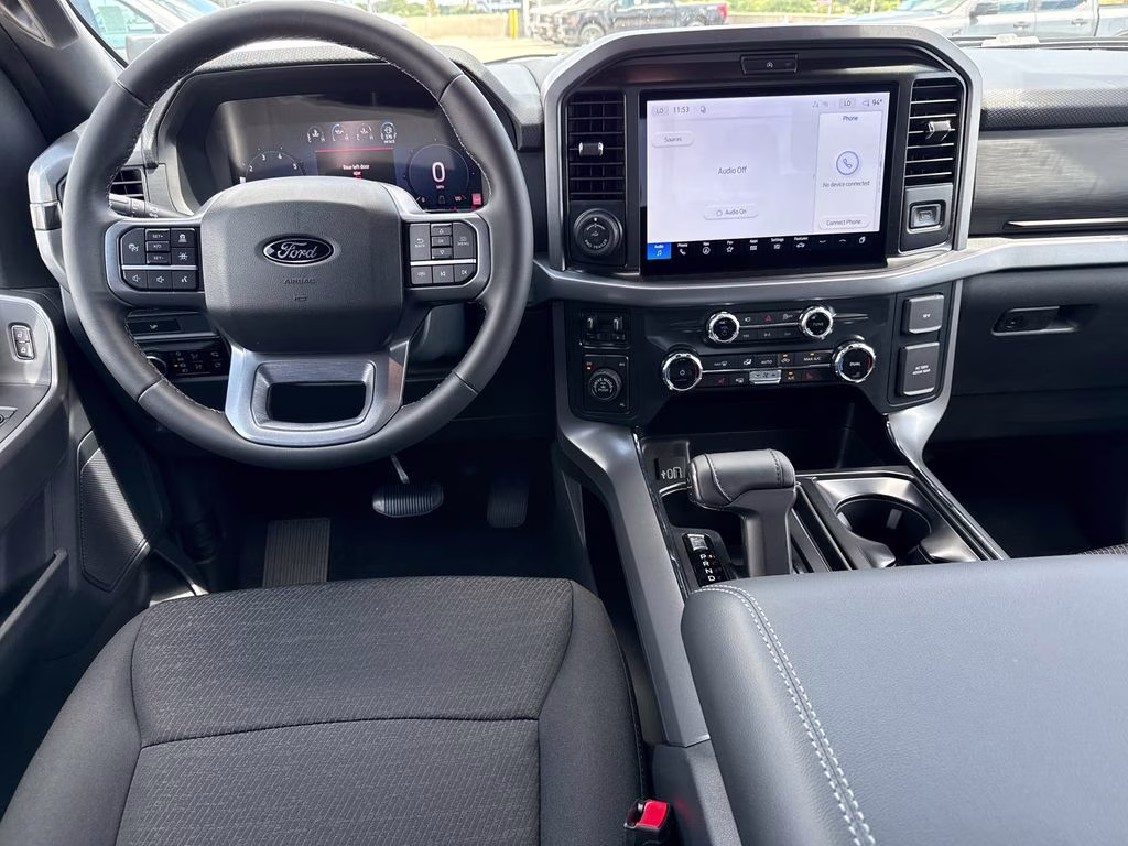 2026 Oxford White Ford F-150 XLT 4X4 Truck