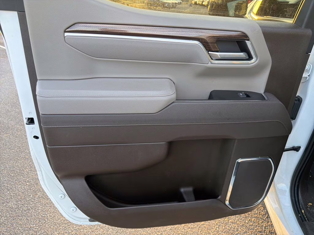 2025 Summit White Chevrolet Silverado 1500 RST RWD Truck