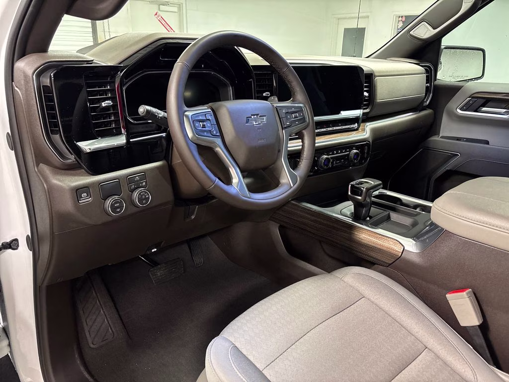 2025 Summit White Chevrolet Silverado 1500 RST RWD Truck