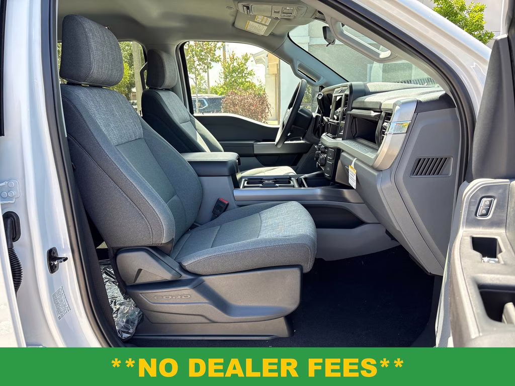 2026 Oxford White Ford Super Duty F-250 SRW XLT 4X4 Truck