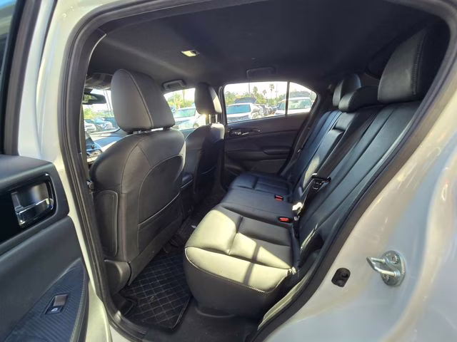 2024 White Diamond Mitsubishi Eclipse Cross SEL 4X4 SUV