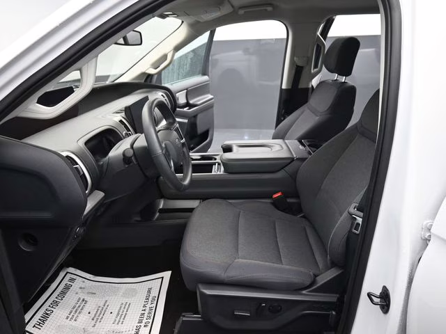 2025 Oxford White Ford Expedition Max Active 4X4 SUV