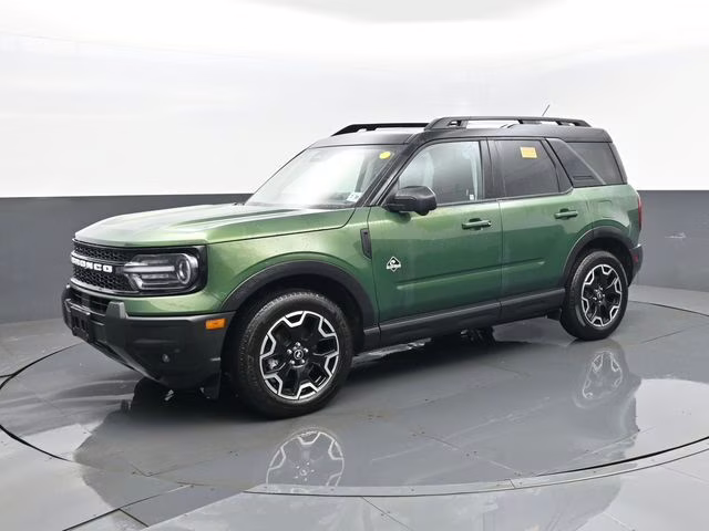 2025 Green Metallic Ford Bronco Sport Outer Banks 4X4 SUV