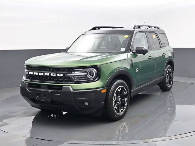 2025 Green Metallic Ford Bronco Sport Outer Banks 4X4 SUV