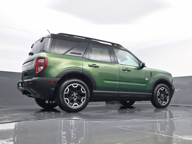 2025 Green Metallic Ford Bronco Sport Outer Banks 4X4 SUV