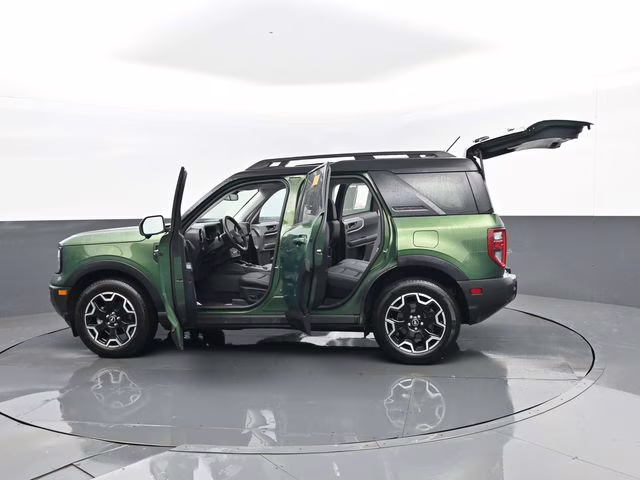2025 Green Metallic Ford Bronco Sport Outer Banks 4X4 SUV