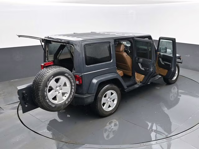 2016 Rhino Clearcoat Jeep Wrangler Unlimited Sahara 4X4 SUV