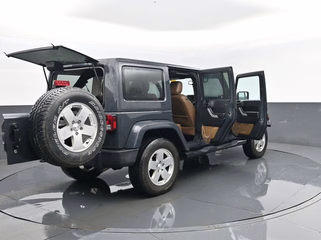 2016 Rhino Clearcoat Jeep Wrangler Unlimited Sahara 4X4 SUV