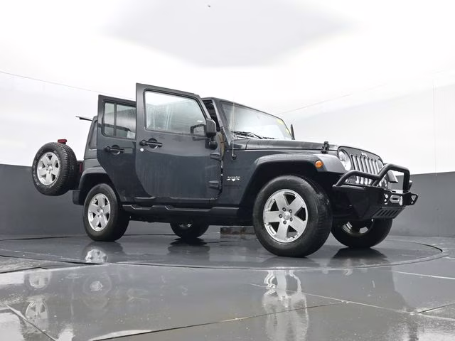 2016 Rhino Clearcoat Jeep Wrangler Unlimited Sahara 4X4 SUV