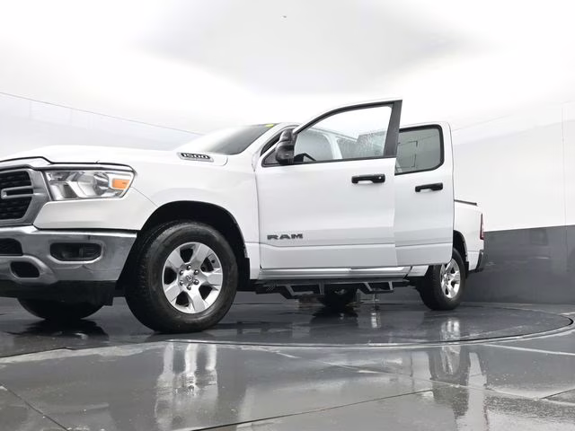 2023 Bright White Clearcoat Ram 1500 Big Horn/Lone Star 4X4 Truck