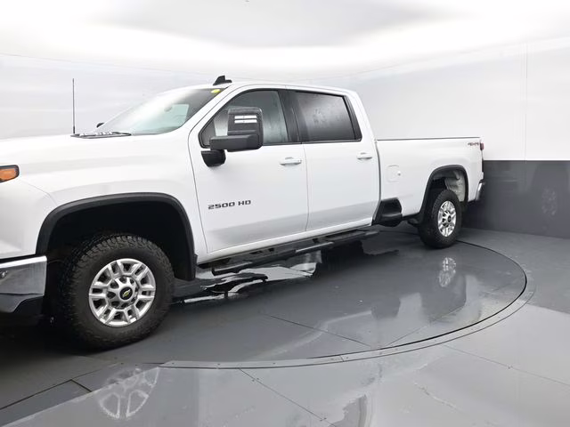 2025 White Chevrolet Silverado 2500HD LT 4X4 Truck