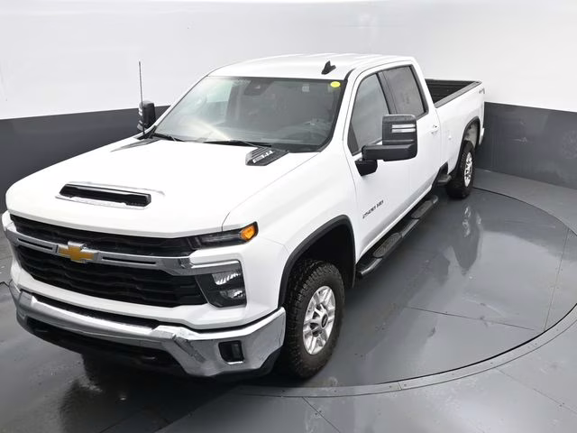 2025 White Chevrolet Silverado 2500HD LT 4X4 Truck