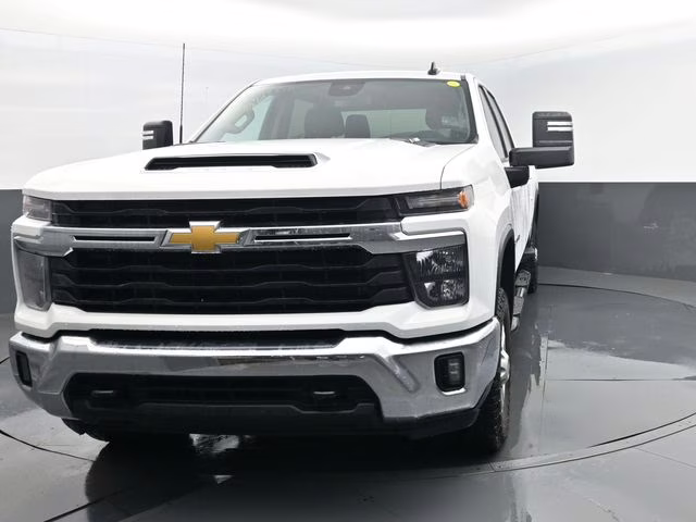 2025 White Chevrolet Silverado 2500HD LT 4X4 Truck