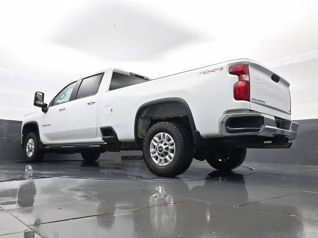 2025 White Chevrolet Silverado 2500HD LT 4X4 Truck
