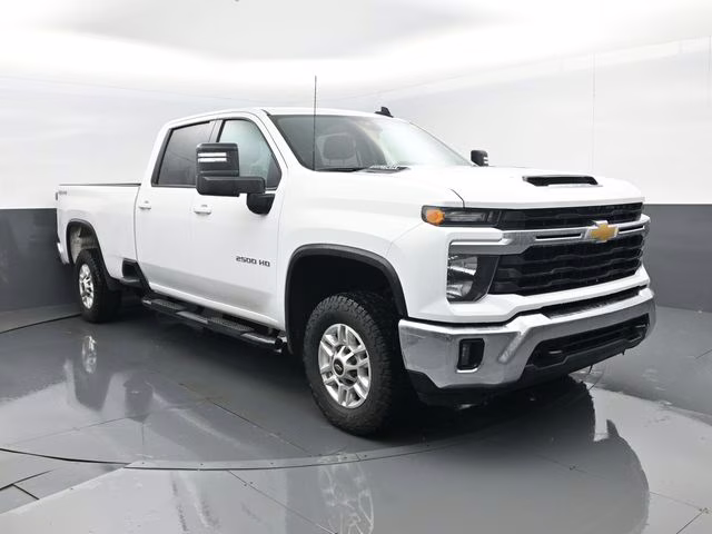 2025 White Chevrolet Silverado 2500HD LT 4X4 Truck