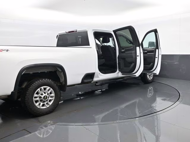 2025 White Chevrolet Silverado 2500HD LT 4X4 Truck