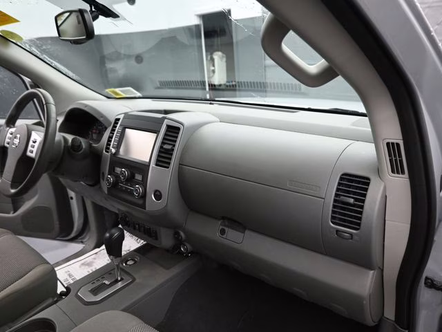 2021 Brilliant Silver Metallic Nissan Frontier SV 4X4 Truck