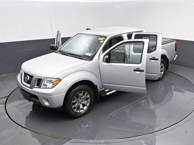 2021 Brilliant Silver Metallic Nissan Frontier SV 4X4 Truck