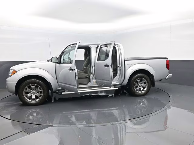 2021 Brilliant Silver Metallic Nissan Frontier SV 4X4 Truck