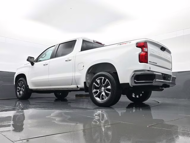 2024 Summit White Chevrolet Silverado 1500 LT 4X4 Truck