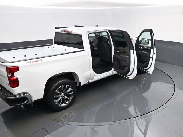 2024 Summit White Chevrolet Silverado 1500 LT 4X4 Truck