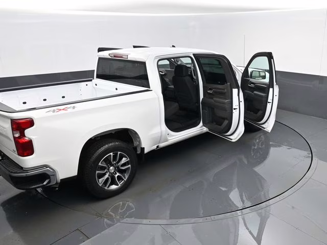 2024 Summit White Chevrolet Silverado 1500 LT 4X4 Truck