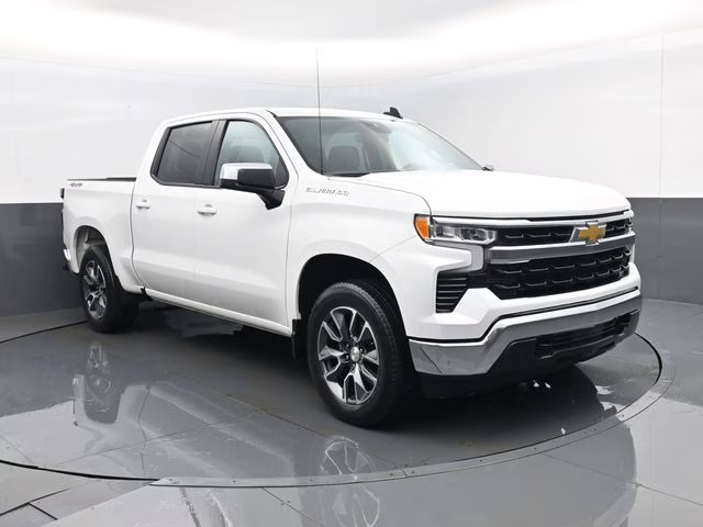 2024 Summit White Chevrolet Silverado 1500 LT 4X4 Truck