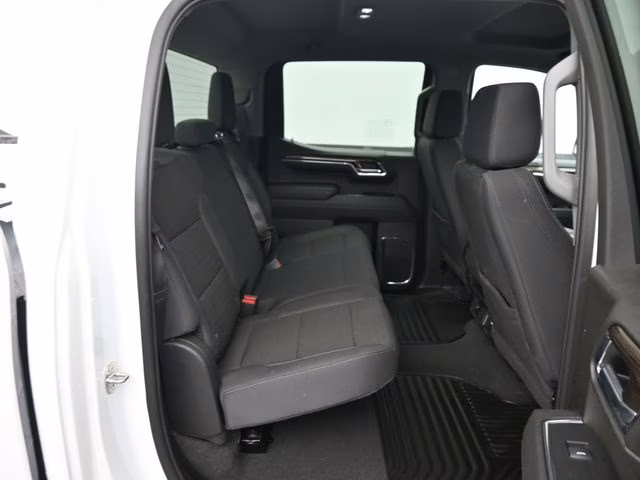 2024 Summit White Chevrolet Silverado 1500 LT 4X4 Truck